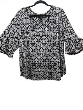 Navy & White Patterned Top - Classic Print